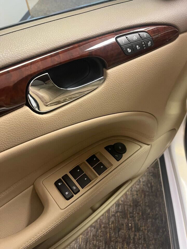 Used 2006 Buick Lucerne CXL w/ Luxury Package image 8