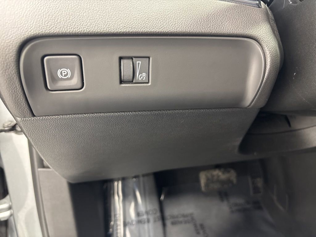 Used 2024 Buick Enclave Essence w/ Sport Touring Edition image 29