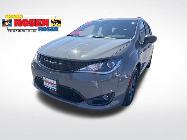 Used 2020 Chrysler Pacifica Touring-L Plus w/ Advanced Safetytec Group