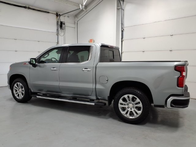 Used 2025 Chevrolet Silverado 1500 LTZ w/ LTZ Premium Package AWD/4WD image 6