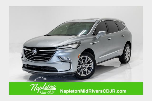 Used 2024 Buick Enclave Essence w/ Experience Buick Package image 1