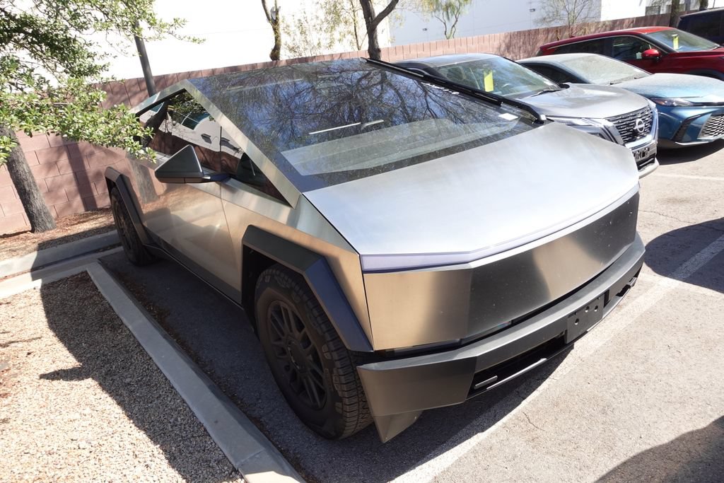 Used 2025 Tesla Cybertruck Cyberbeast AWD/4WD image 9