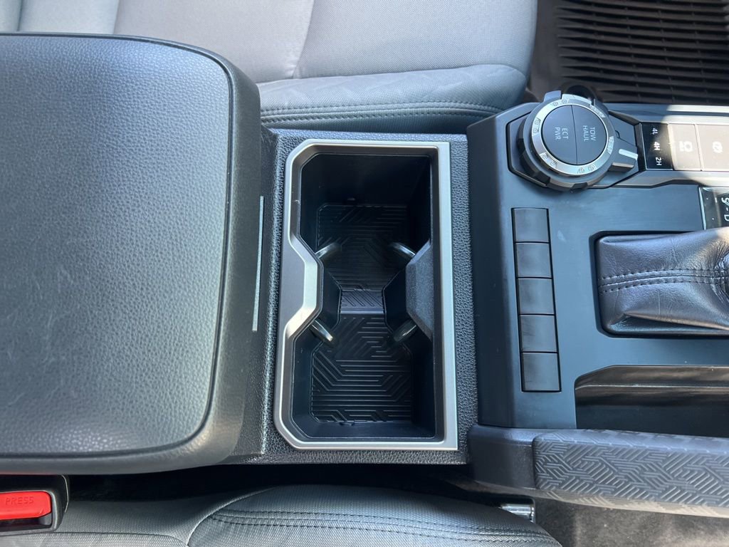 Used 2025 Toyota Tacoma SR5 AWD/4WD image 22