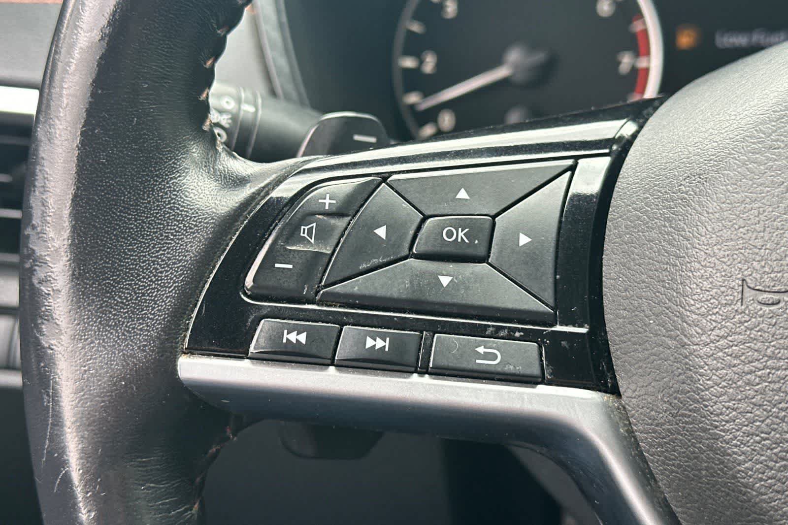 Used 2021 Nissan Altima 2.5 SR FWD image 29
