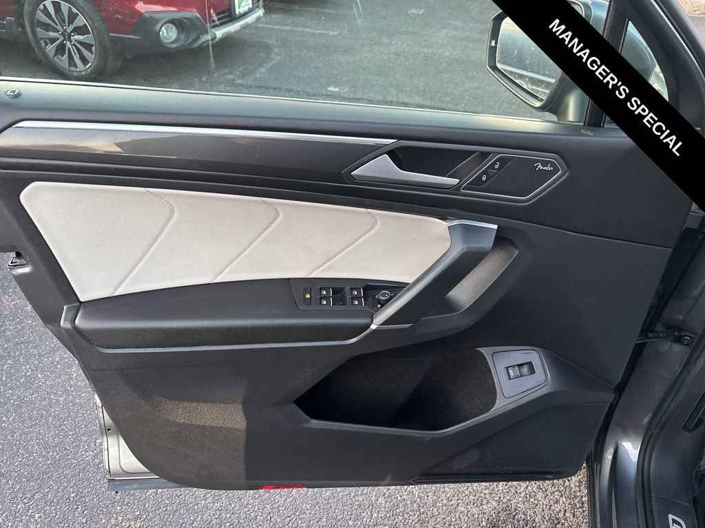 Used 2020 Volkswagen Tiguan SEL Premium R-Line image 13