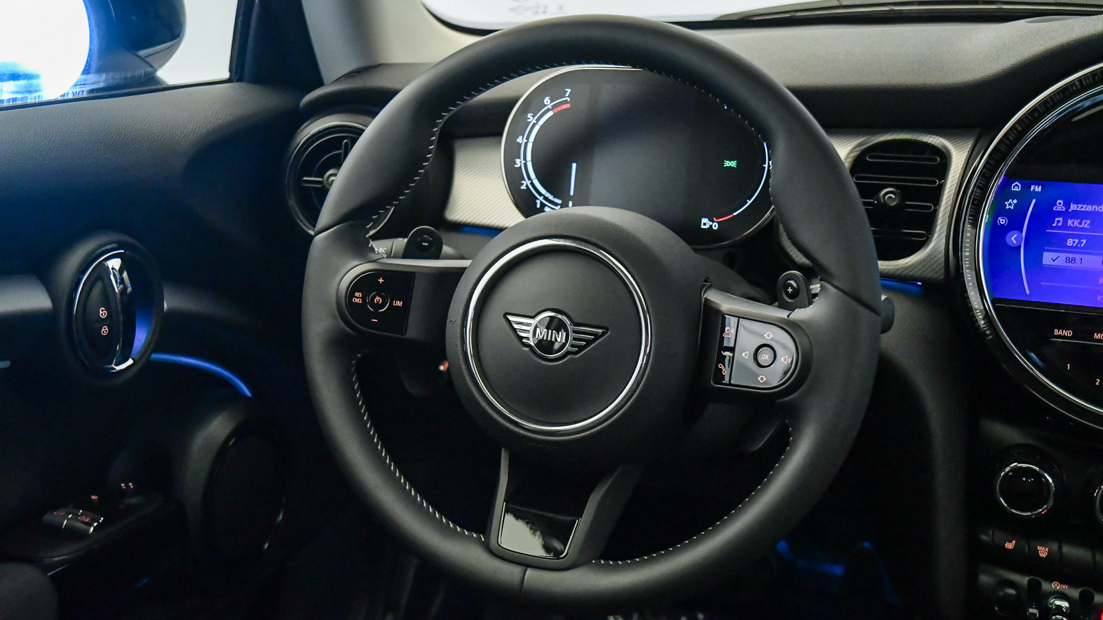 Certified 2024 MINI Cooper S FWD image 13