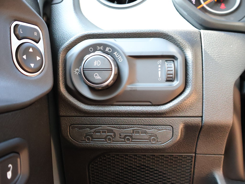 New 2026 Jeep Gladiator Sport AWD/4WD image 29