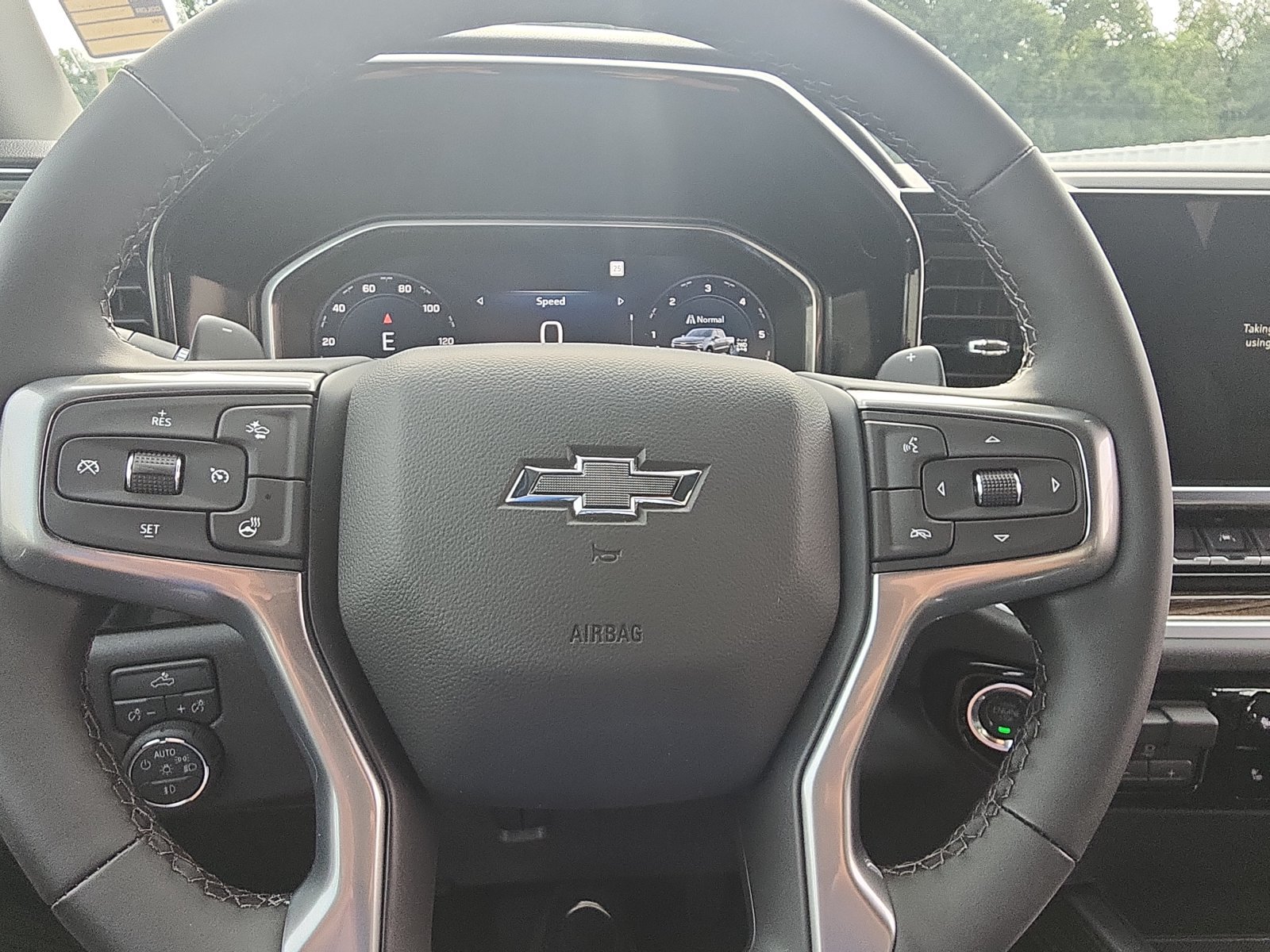 New 2026 Chevrolet Silverado 1500 RST w/ Z71 Off-Road Package AWD/4WD image 15
