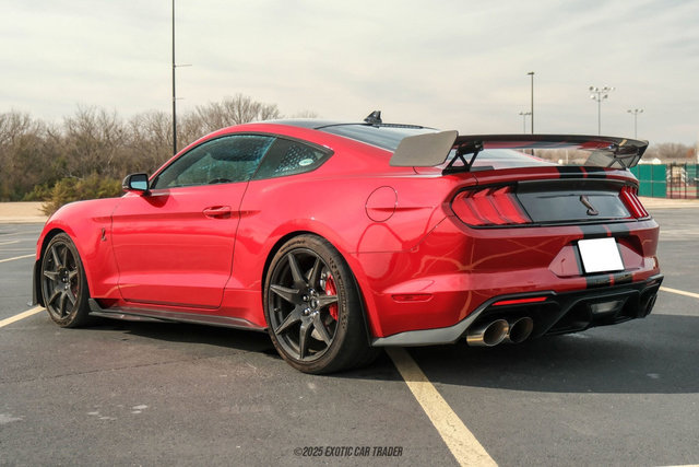Used 2020 Ford Mustang Shelby GT500 w/ Carbon Fiber Track Pack image 6