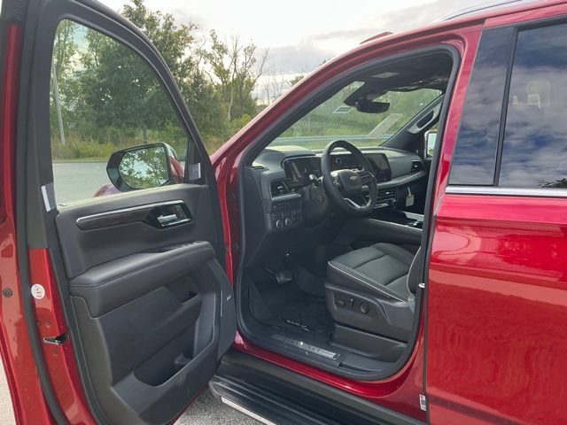 New 2026 Chevrolet Tahoe Premier AWD/4WD image 16