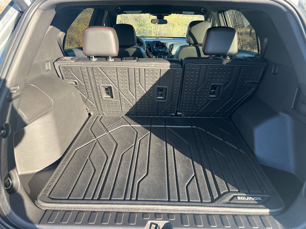 Certified 2023 Chevrolet Equinox RS w/ LPO, Floor Liner Package image 7