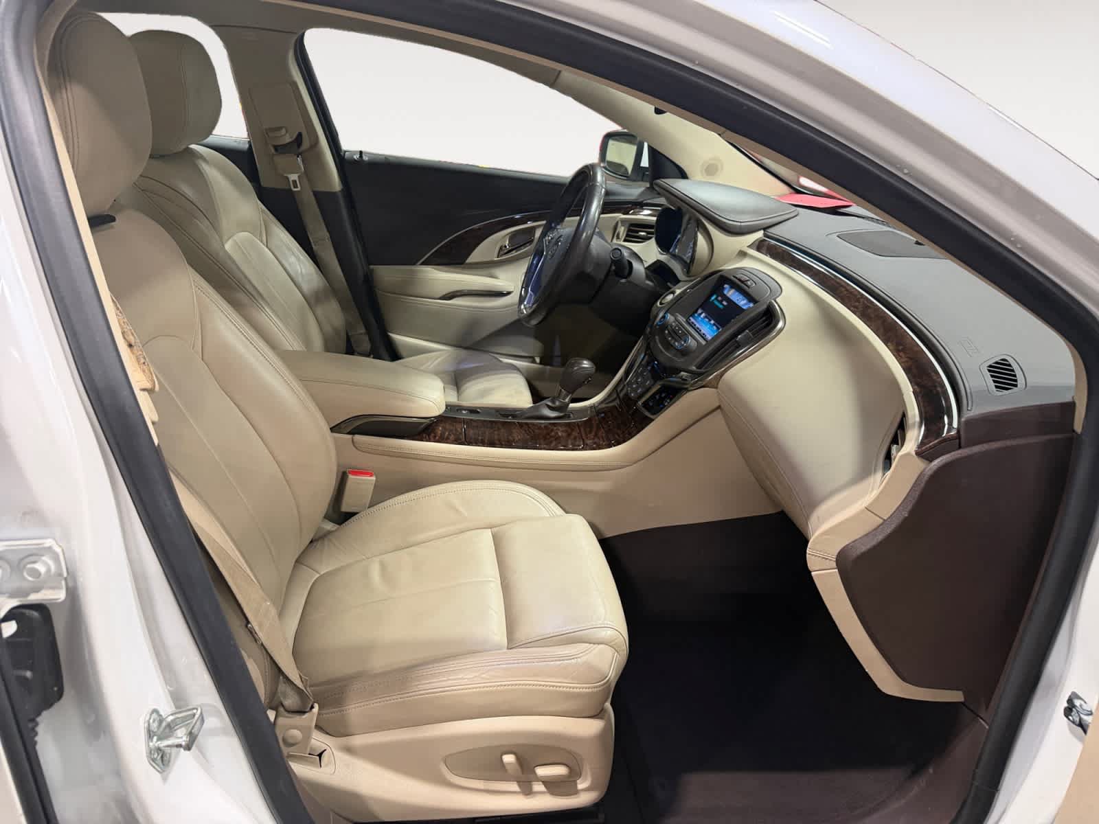 Used 2016 Buick LaCrosse Leather w/ Experience Buick Package FWD image 16