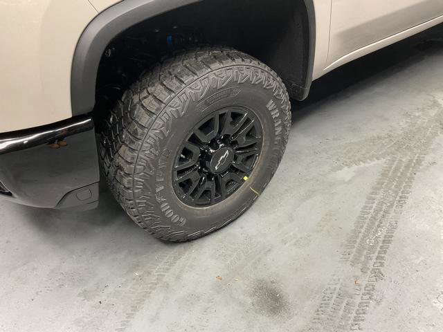 New 2026 Chevrolet Silverado 2500 ZR2 w/ LPO, Dark Essentials Package AWD/4WD image 3