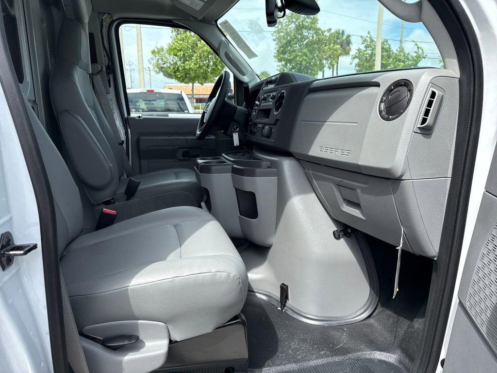 New 2026 Ford E-350 and Econoline 350 Super Duty w/ Power Equipment Group RWD image 21