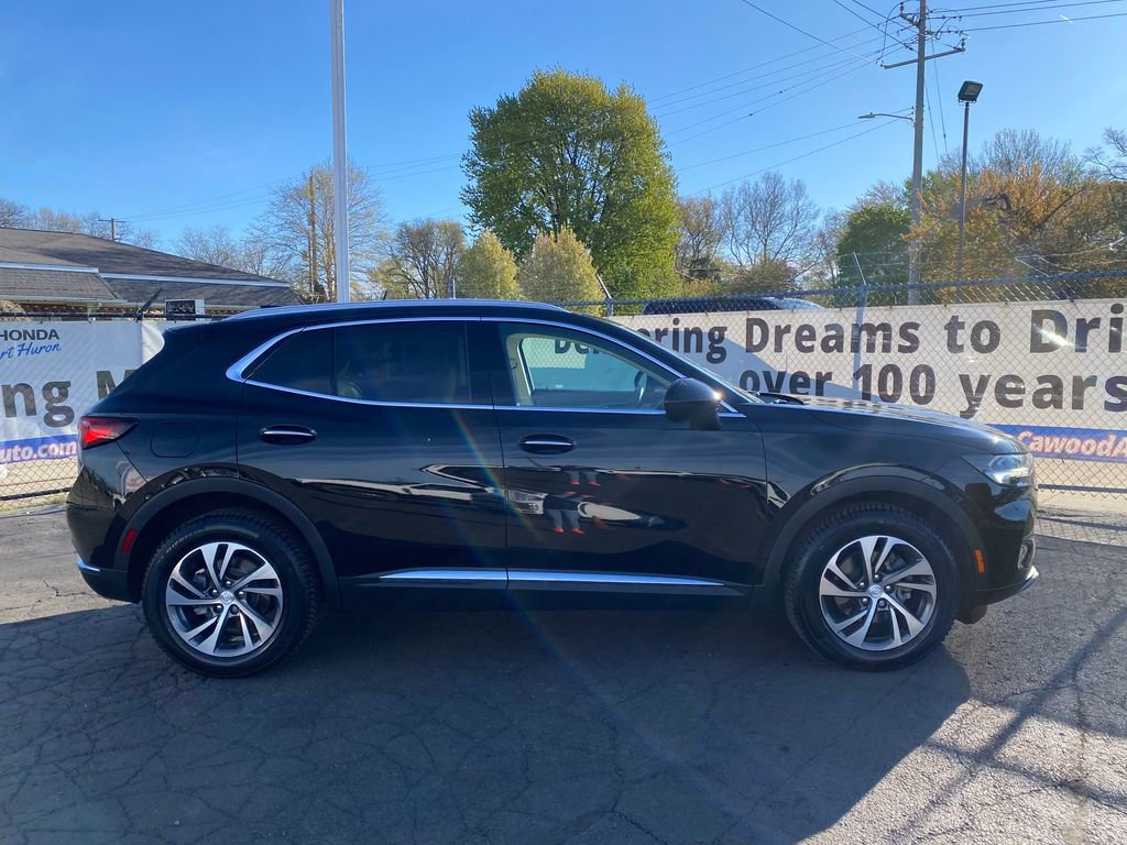 Used 2021 Buick Envision Essence AWD/4WD image 2
