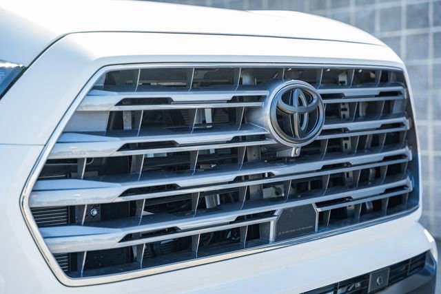 Used 2024 Toyota Sequoia Limited w/ Tow Technology Package AWD/4WD image 14