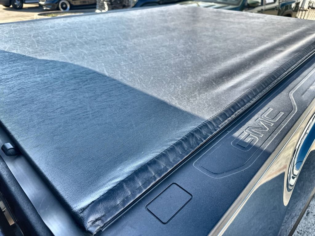 Used 2025 GMC Sierra 2500 Denali Ultimate image 18