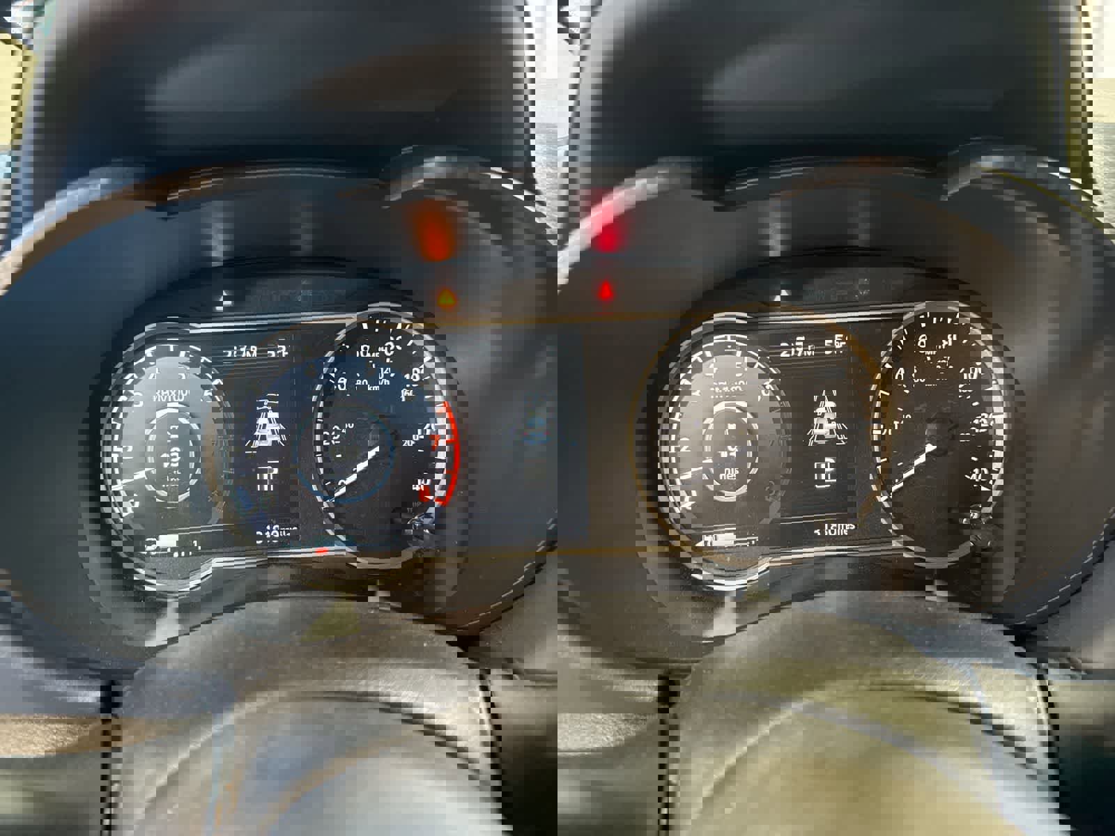 Used 2025 Nissan Versa SV w/ Trunk Package image 20