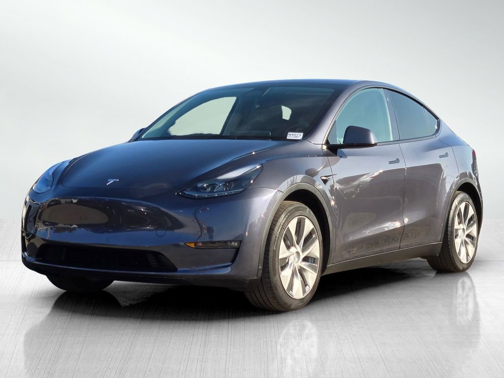 Used 2023 Tesla Model Y Long Range image 8