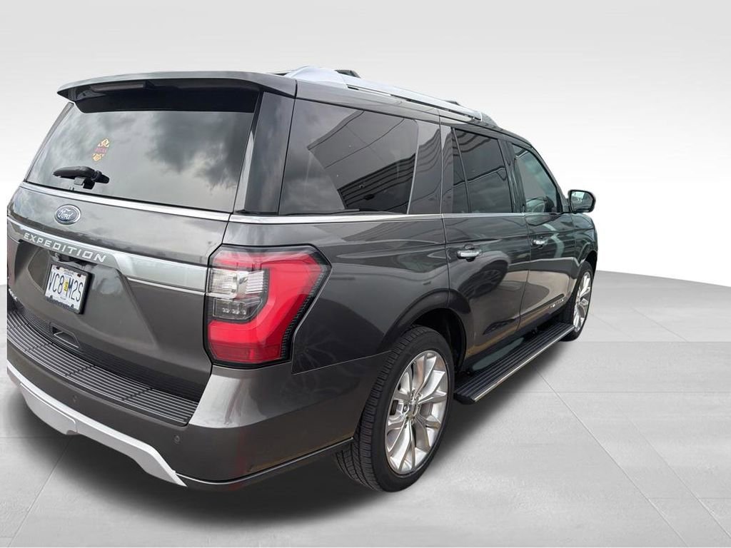 Used 2018 Ford Expedition Platinum image 4