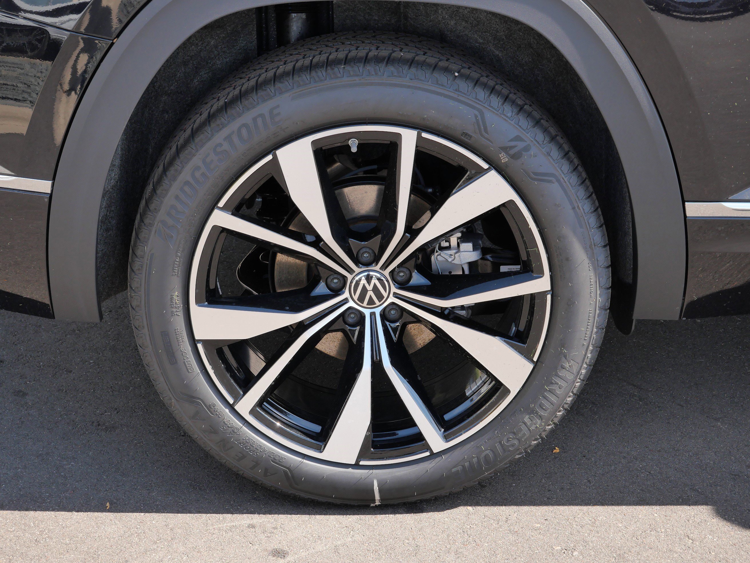 New 2026 Volkswagen Atlas SEL Premium R-Line AWD/4WD image 5