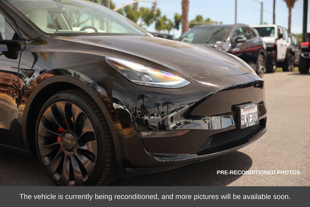 Used 2024 Tesla Model Y Performance image 7