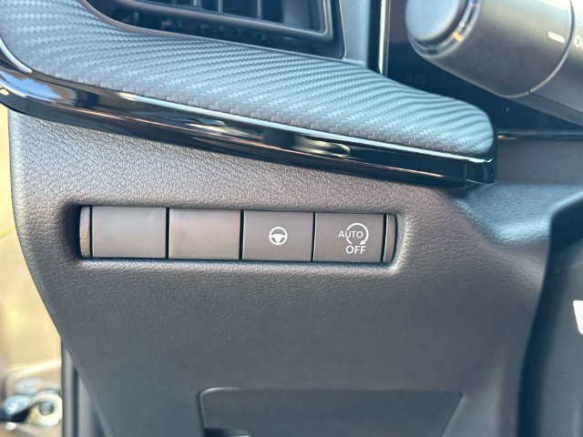 New 2027 Nissan Kicks SR FWD image 23