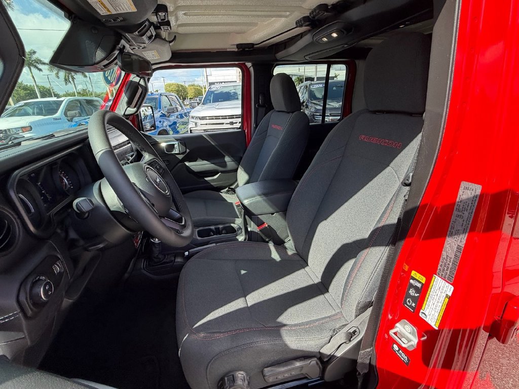 Used 2026 Jeep Gladiator Rubicon AWD/4WD image 12