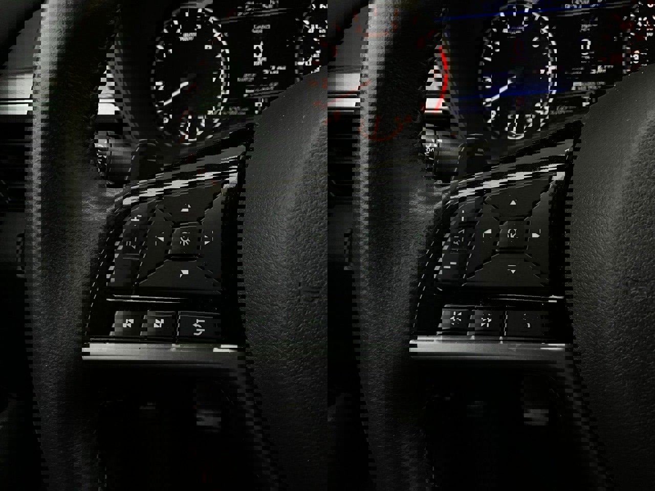 Used 2025 Nissan Altima 2.5 SR image 32