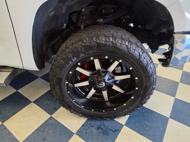 Used 2015 Toyota Tundra Limited RWD image 9