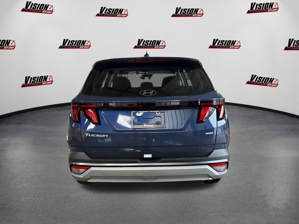 New 2026 Hyundai Tucson SE image 6