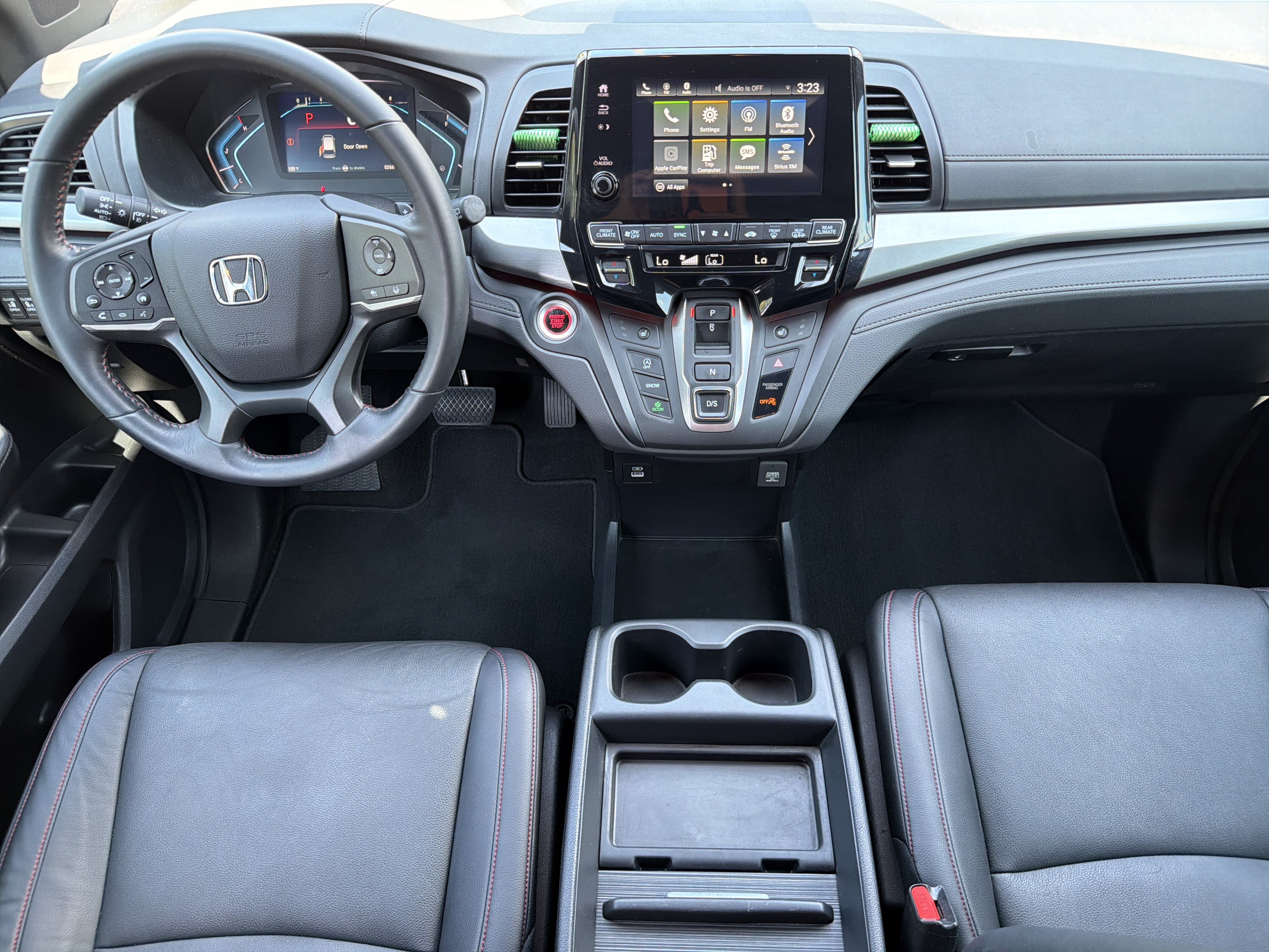Certified 2024 Honda Odyssey Sport image 3