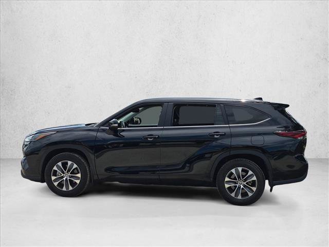 Used 2026 Toyota Highlander XLE AWD/4WD image 8