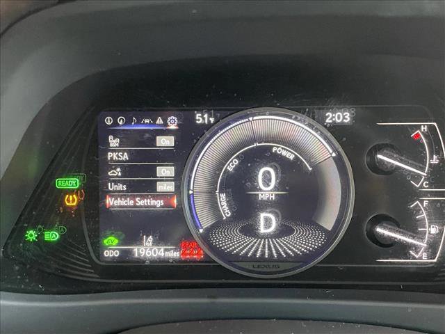 Used 2024 Lexus UX 250h FWD image 16