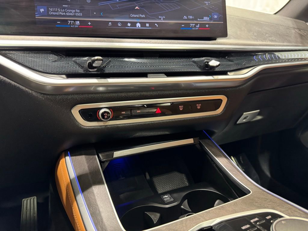 Certified 2024 BMW X5 xDrive40i w/ Premium Package image 8