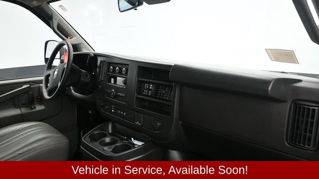 Used 2024 Chevrolet Express 3500 LS RWD image 18