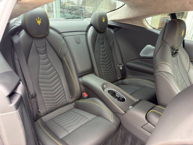 Used 2024 Maserati GranTurismo Trofeo AWD/4WD image 8
