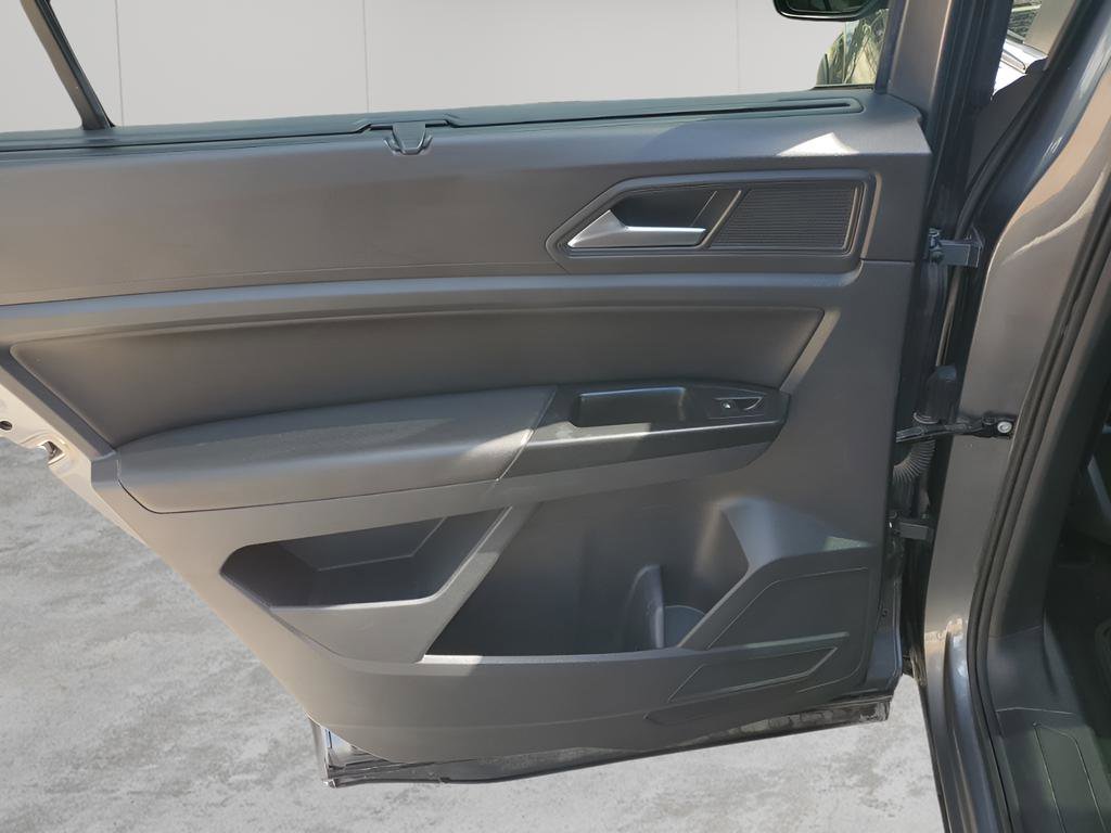 Used 2021 Volkswagen Atlas SE image 17