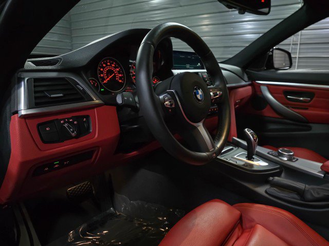 Used 2020 BMW 430i Coupe w/ M Sport Package image 10