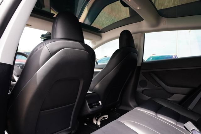 Used 2023 Tesla Model 3 Standard Range RWD image 16