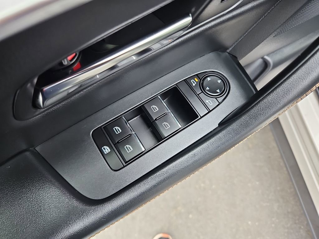 Used 2024 MAZDA CX-90 3.3 Turbo w/ Premium Package image 31