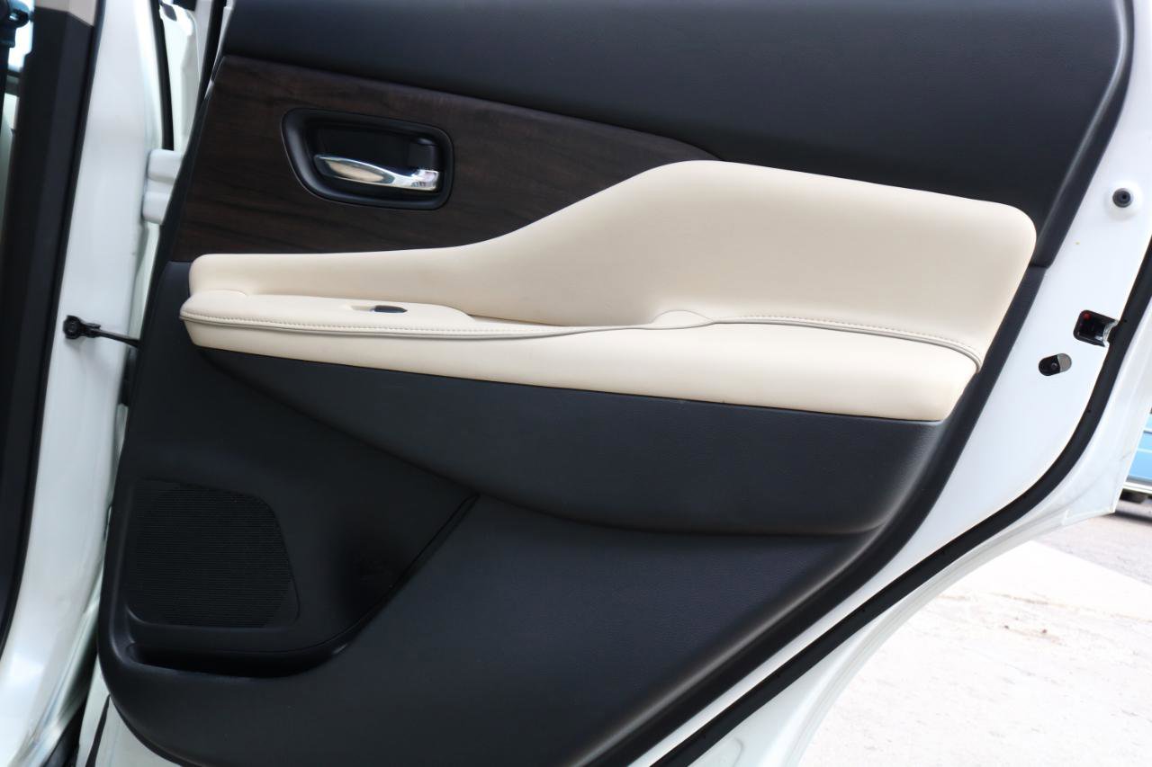 Used 2020 Nissan Murano Platinum image 43
