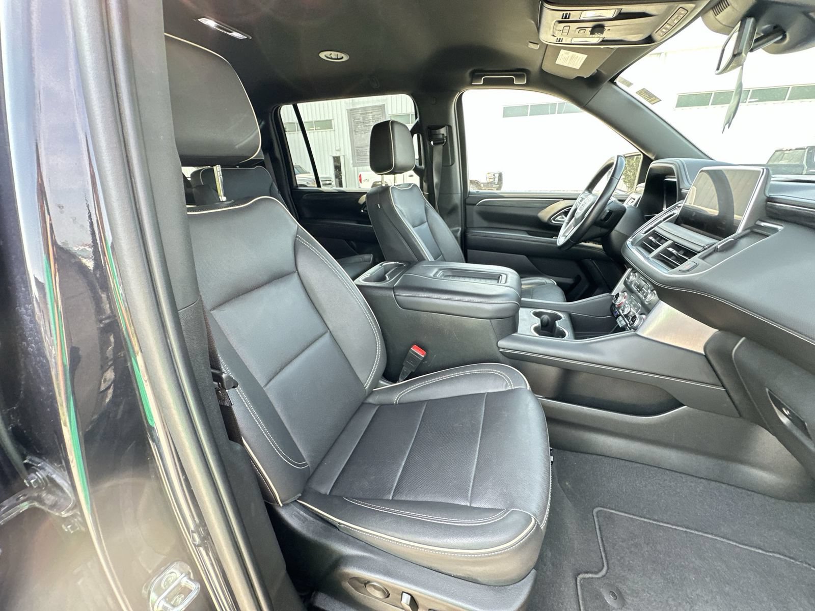 Certified 2023 GMC Yukon XL SLT AWD/4WD image 27