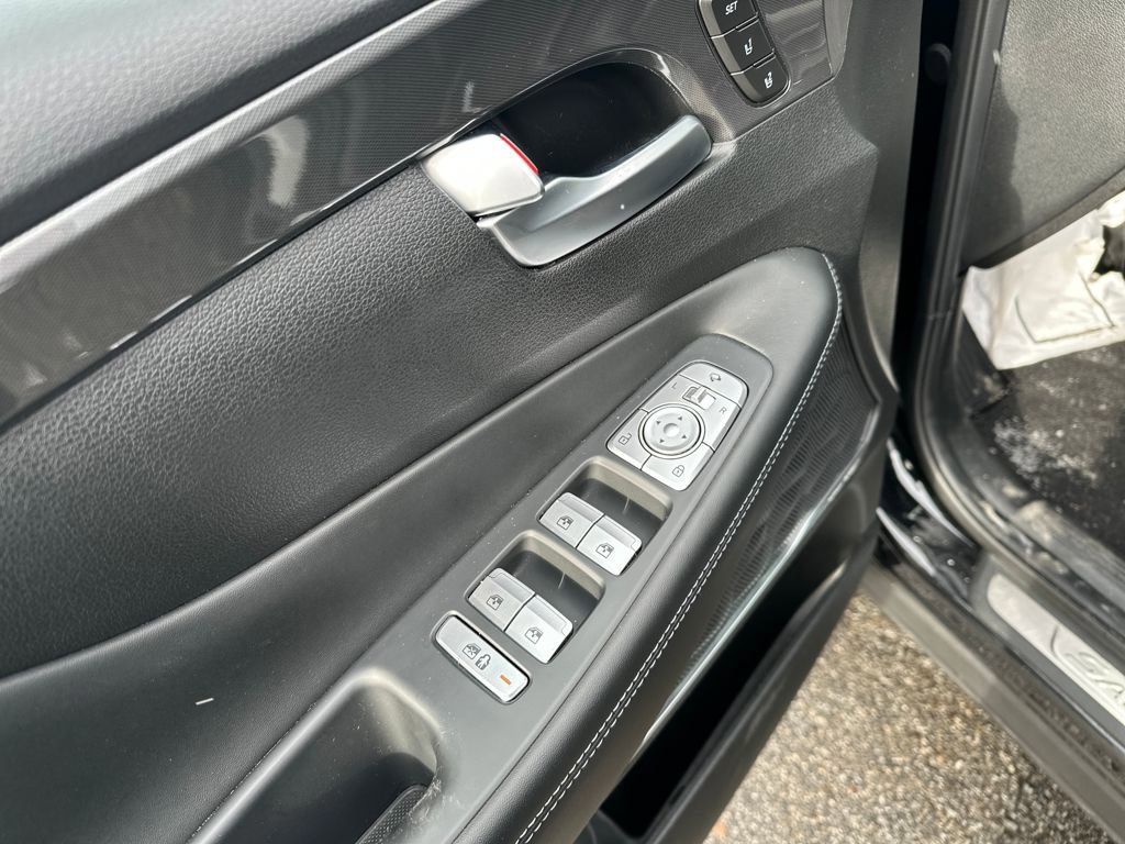 Used 2022 Hyundai Santa Fe Calligraphy image 11