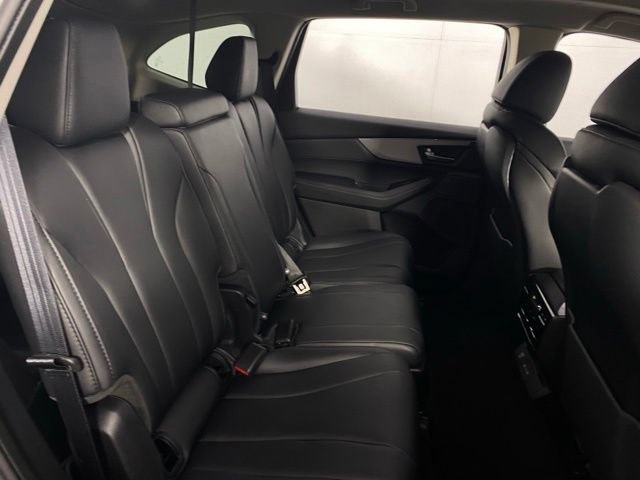 Used 2025 Acura MDX FWD image 17