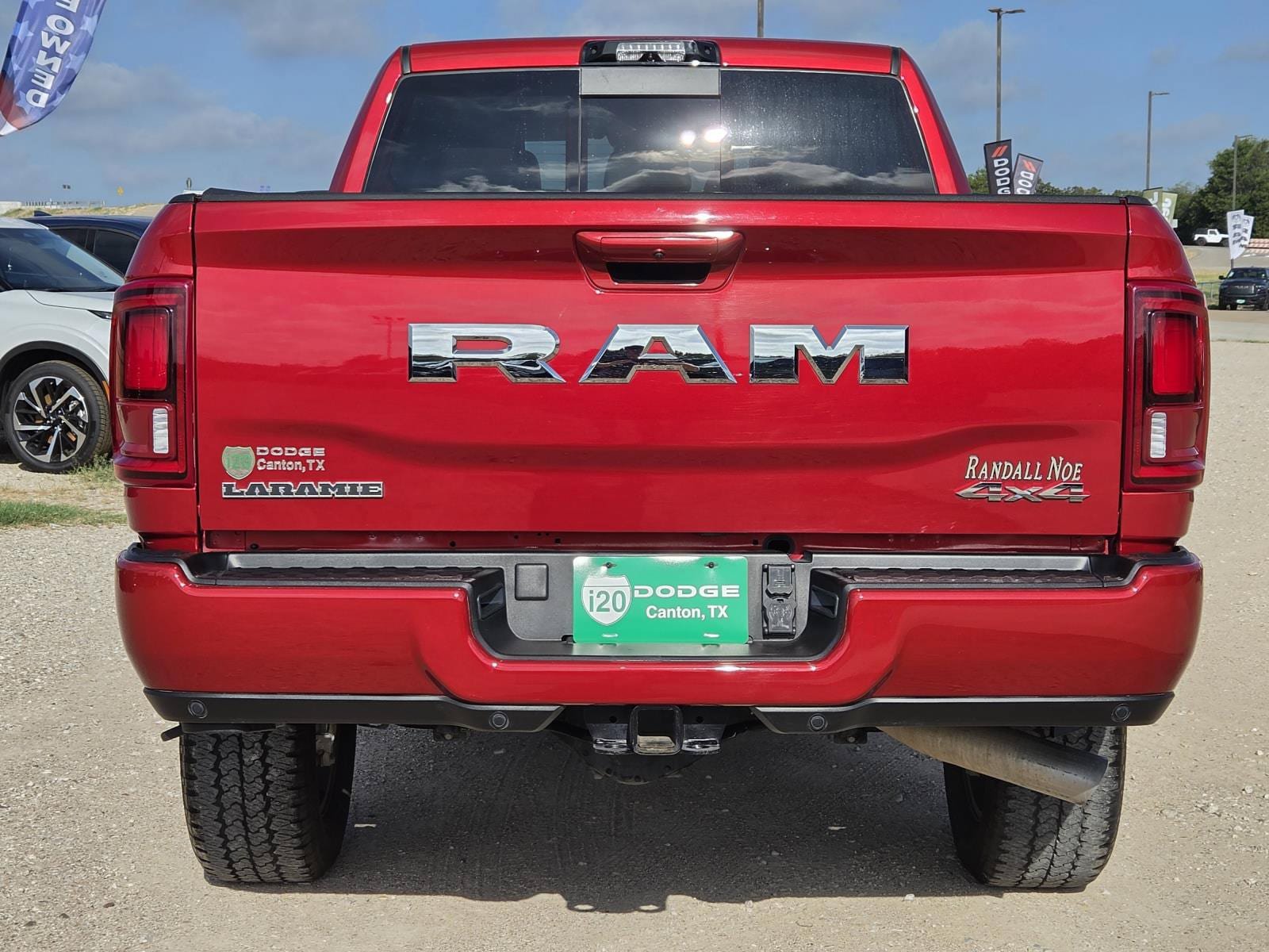 Used 2026 RAM 2500 Laramie AWD/4WD image 5
