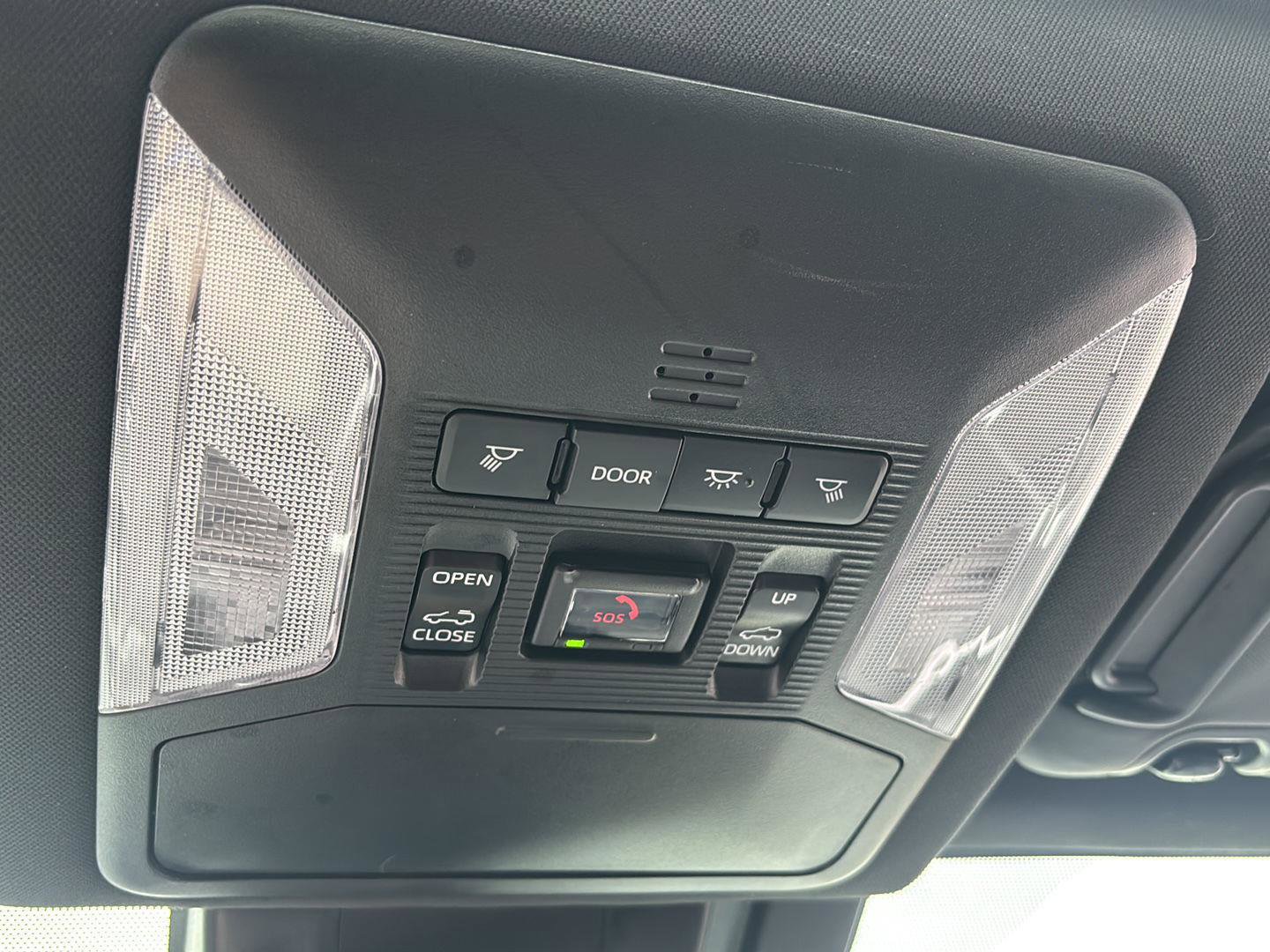 Used 2024 Toyota RAV4 XSE w/ Weather Package AWD/4WD image 39