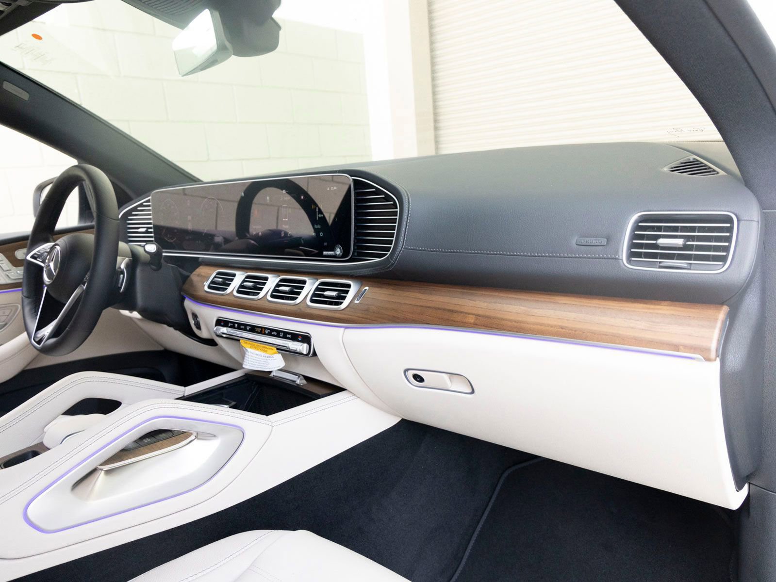 New 2026 Mercedes-Benz GLE 450 4MATIC Coupe image 28