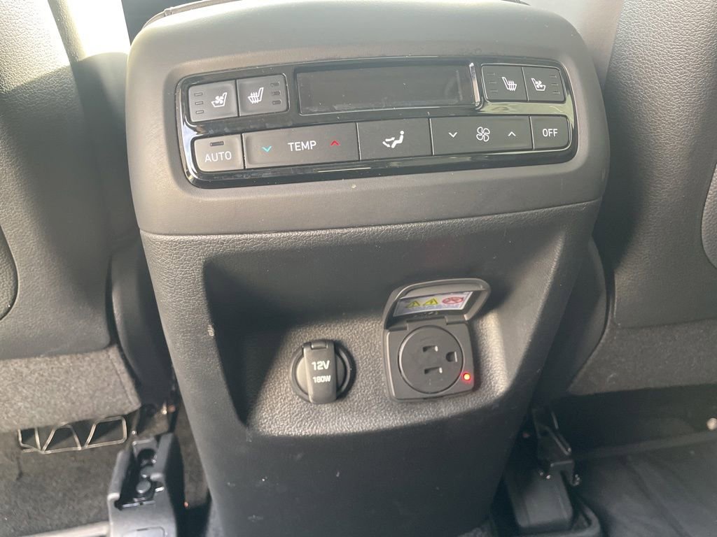 Used 2024 Hyundai Palisade SEL w/ Premium Package FWD image 23
