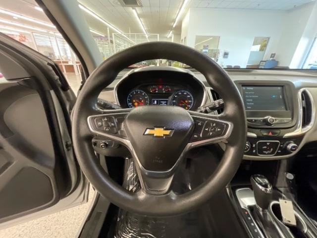Used 2018 Chevrolet Equinox LS FWD image 19